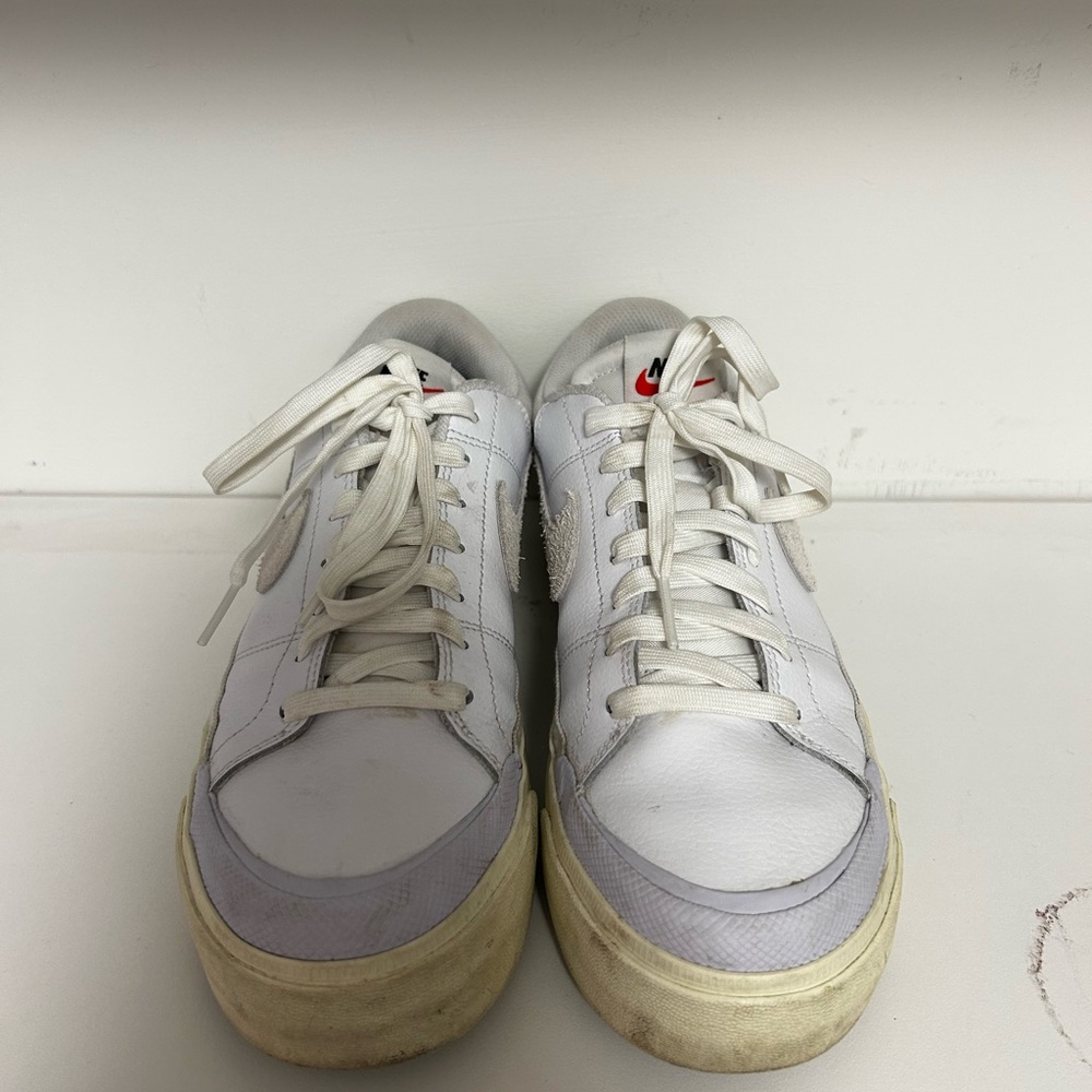White and purple women’s Sneakers